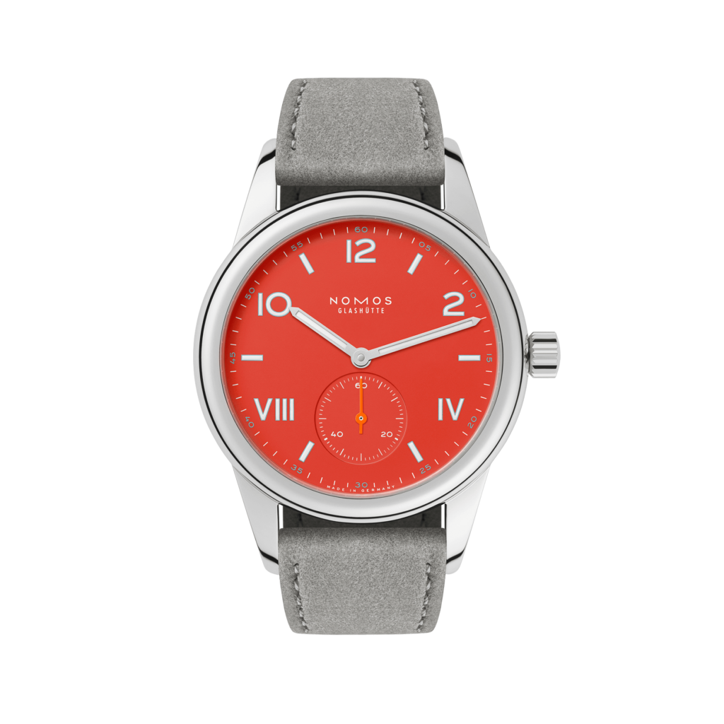 Club Campus nonstop red